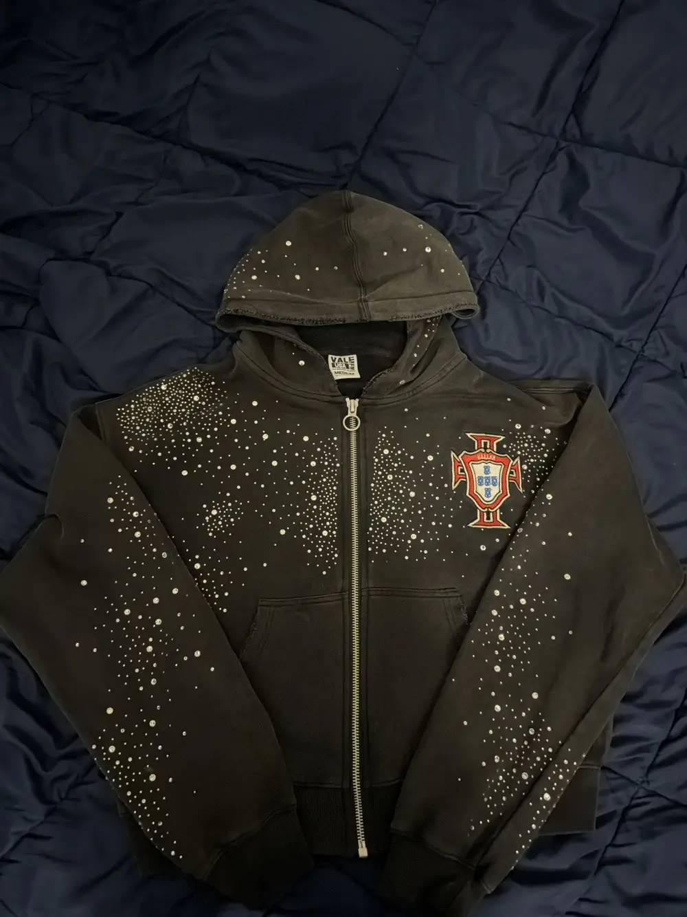 3c95a568a17e4d3b9656c01719168513 Vale Forever Pluto Custered Zip Up - Black